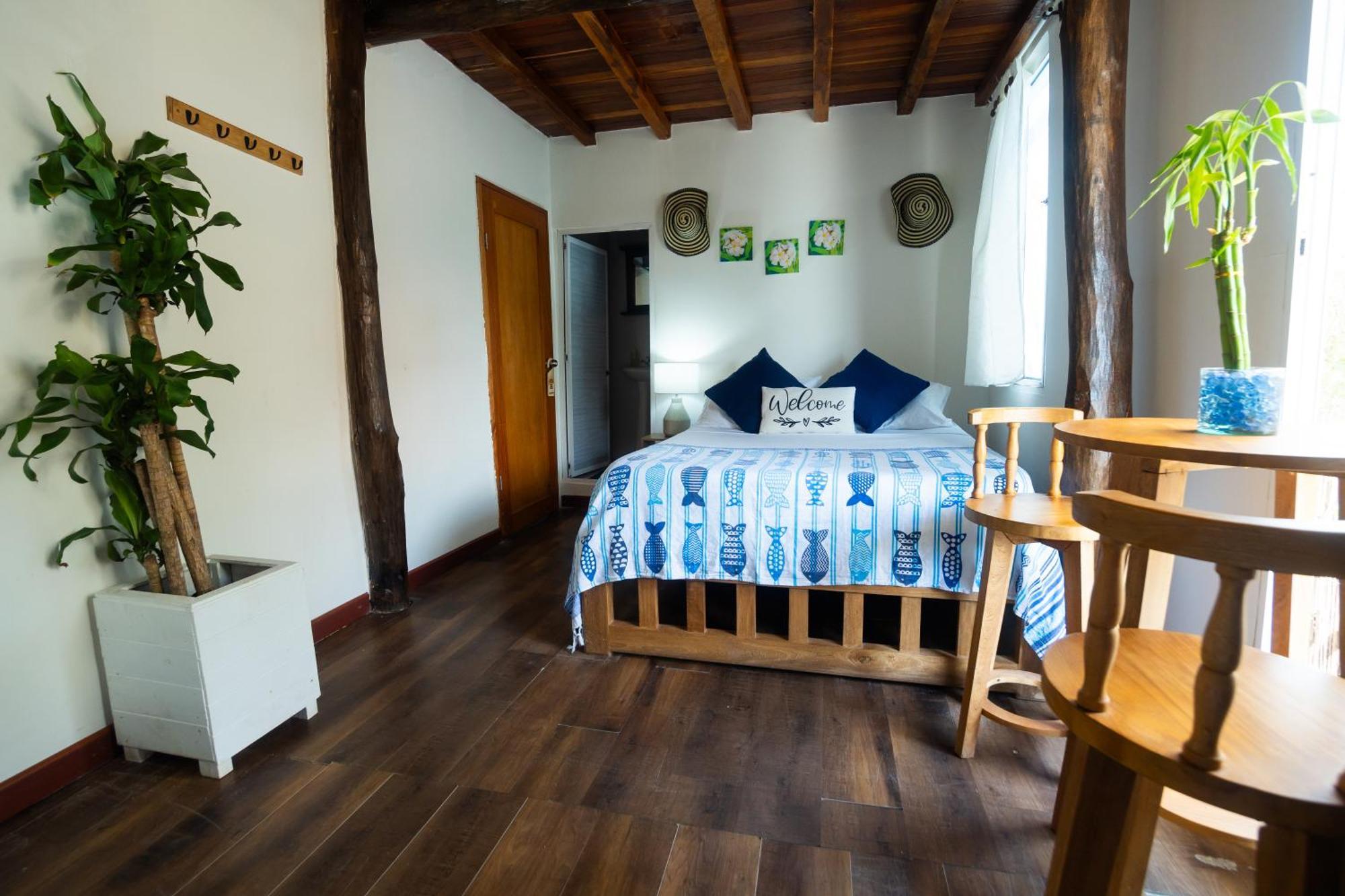 Cristal Blue Baru Hotel Pendales Ngoại thất bức ảnh